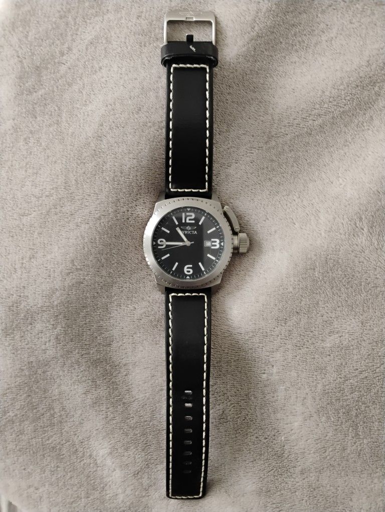 Invicta
Corduba Black Leather Strap Men's Watch