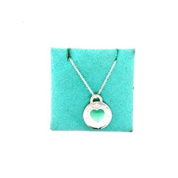 T&Co. 925 Rare Heart Enamel Circle Pendant Necklace