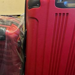 Keneth Cole Travel Suitcase 