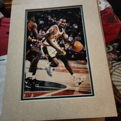 Gary Payton Autographed Picture 