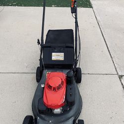 Honda Commercial Self Propel Lawnmower 