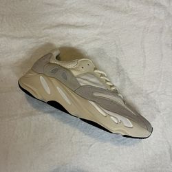 Adidas Yeezy Boost 700 “Salt”