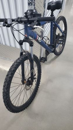 Blue Hardtail Mountain Bike with Suspension Fork
