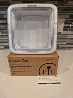 Pampered Chef 2.5-Qt Cool & Serve Bowl