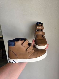 Boys Nautica Palar Tan Boots size 11