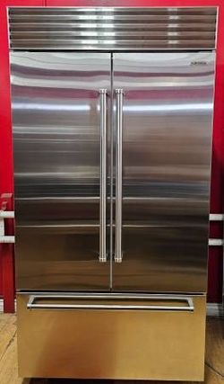 Sub-Zero 42 Inch Built-In French Door Refrigerator ( NEW 2023 MODEL )