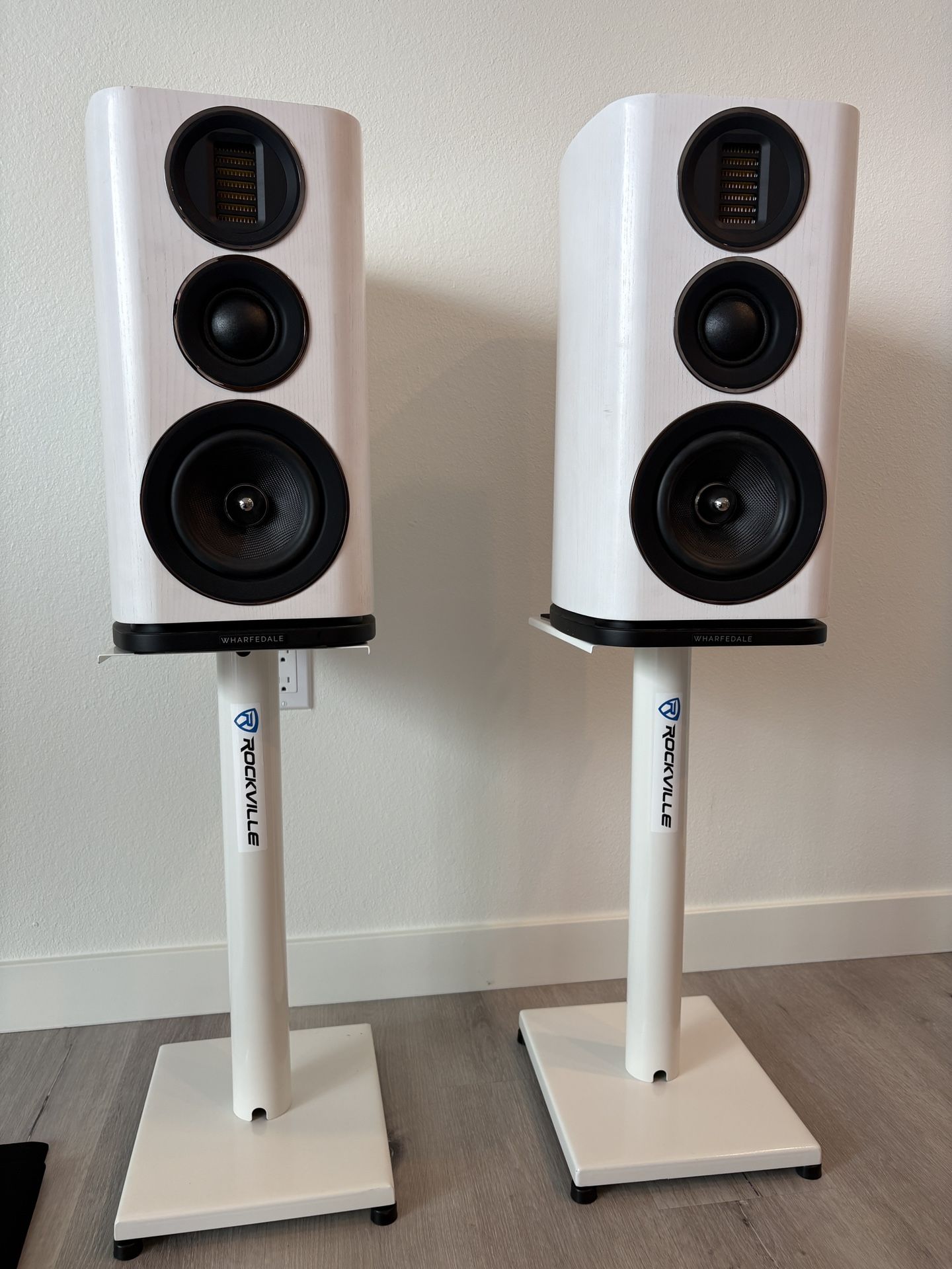 Wharfedale Speakers EVO 4.2