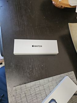 Second Generation Se 40mm Apple Watch