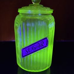 Vintage Vaseline Depression Glass Green Uranium Tall Sugar Canister Jar With Lid excellent condition 
