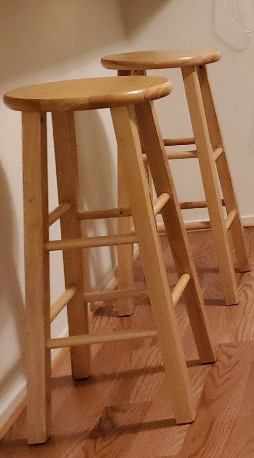 FREE Set of Stools (Good condition) Used.