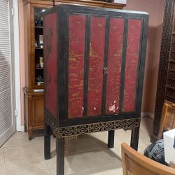 Beautiful Chinese Style  Cabinet