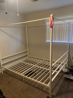 Queen bed