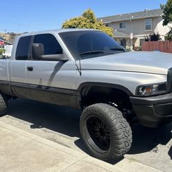 98 Dodge Ram 2500 10,000 Obo 
