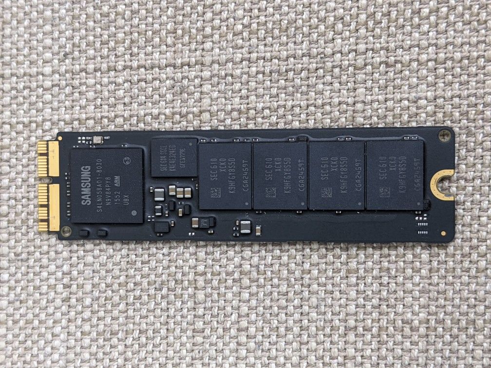Samsung SSD From Mid-2015 MacBook Pro