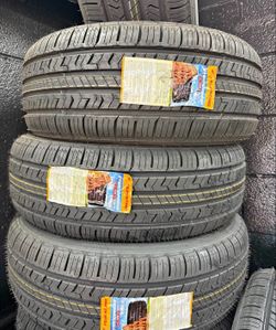 215/60/16 Set Of Tires 