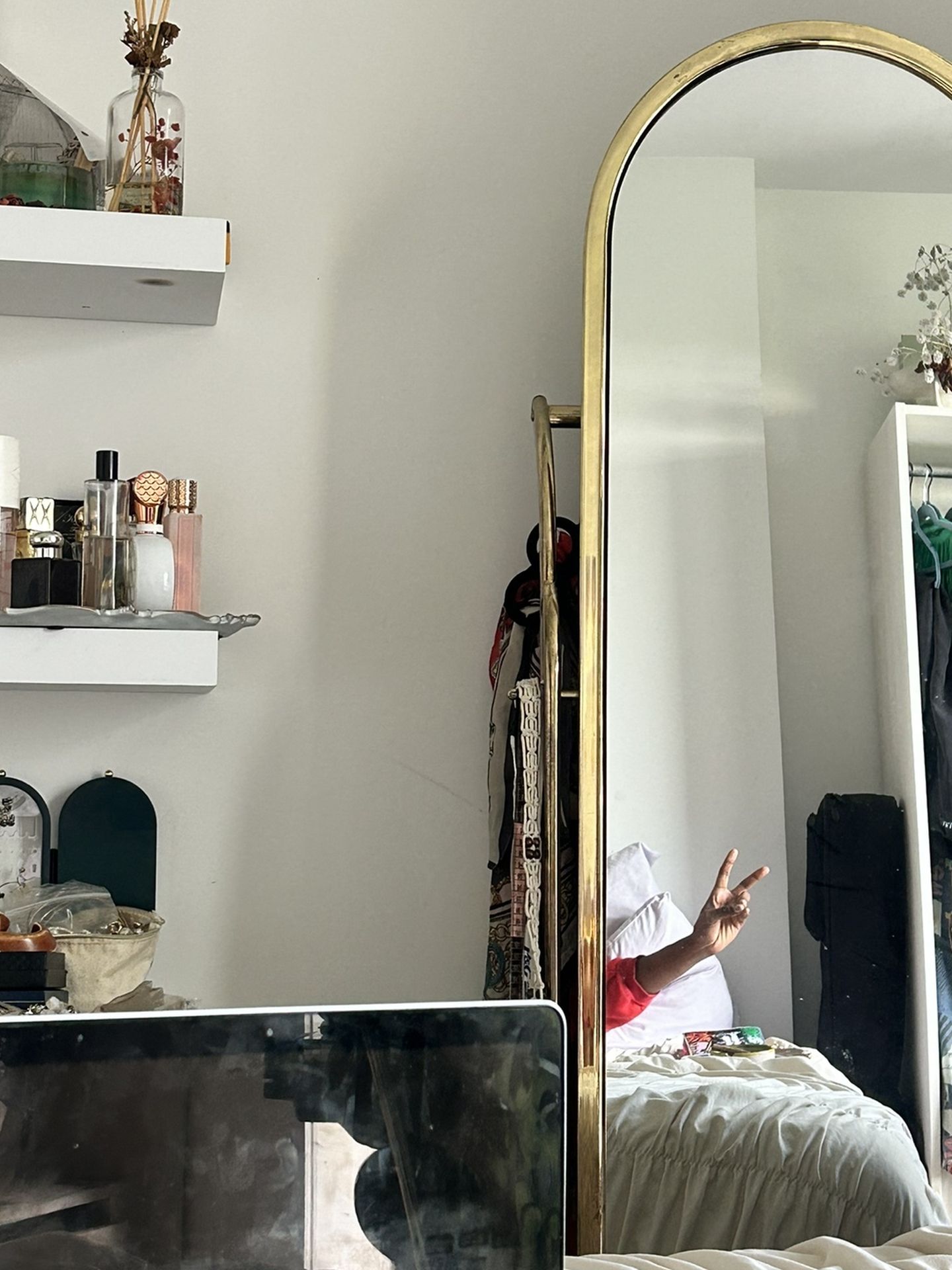ANTIQUE HOLLYWOOD REGENCY BRASS CHEVAL MIRROR