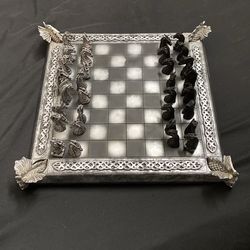 Creations chess set