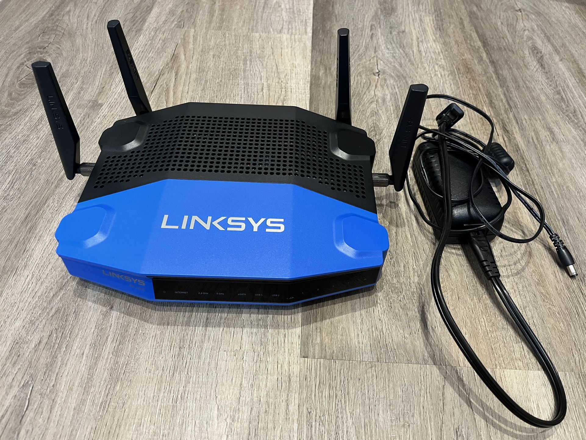 Linksys WRT1900AC Wi-Fi 5 Router 
