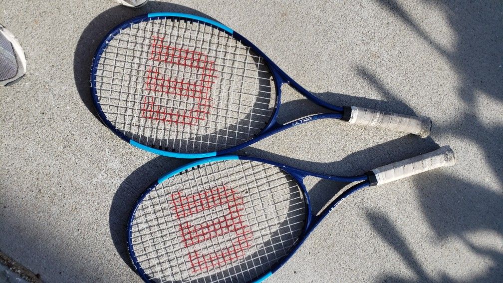 2 Used WILSON tennis Rackets & Balls