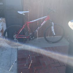 Trek Mountain bike 6 Series