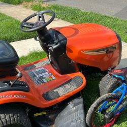 ARIENS RIDING MOWER