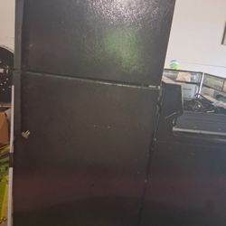 Black Refrigerators 