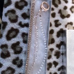 Good  2. Bracelet. And 1. Ring