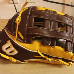 Wilson A2K Juan Soto gamer Model 12.75 Inch Baseball Glove For Sale. $399 New. Only $200