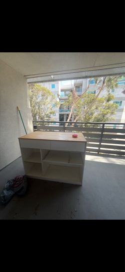 Kitchen island