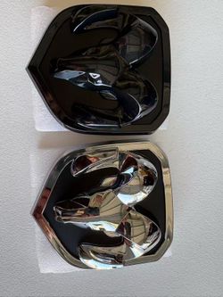RAM  2013-2017 Dodge 1(contact info removed) 3500  front  emblem