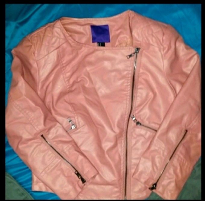 Cropped faux leather PINK jacket MEDIUM