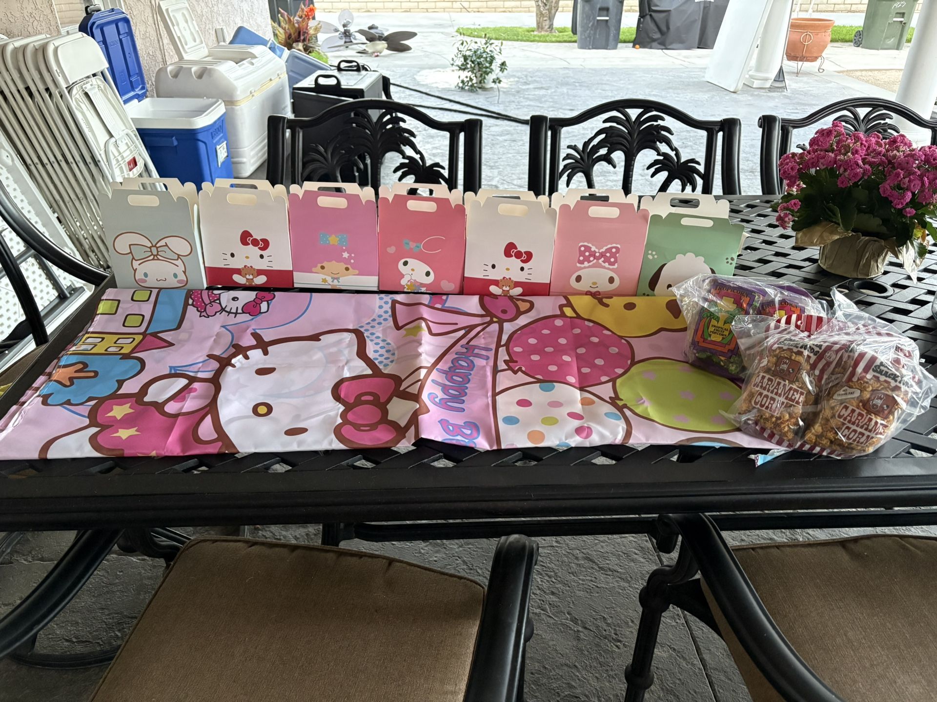 Hello Kitty Party Decorations