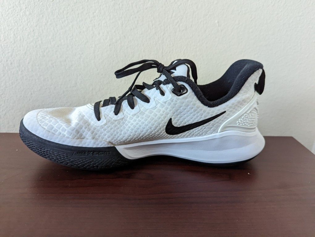 Nike Kobe Bryant Mamba Focus White Black Gum AJ5899 100 Basketball