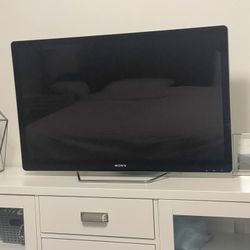 Sony 40 Inch TV 