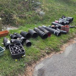 Flower Pots, Starter Trays... Free