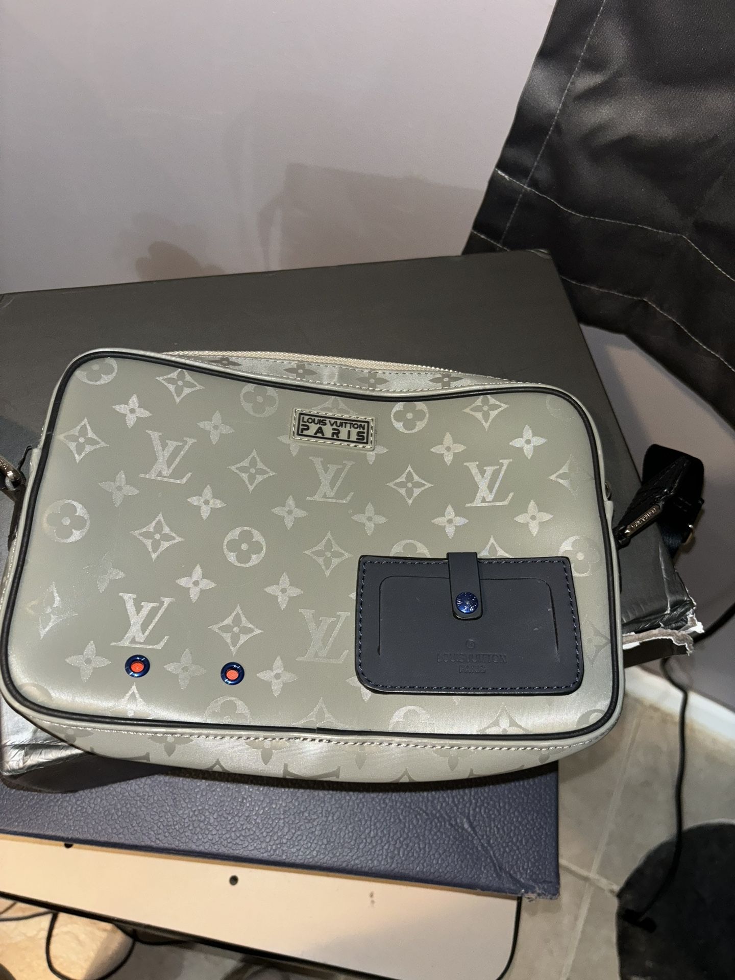 Messenger Bag