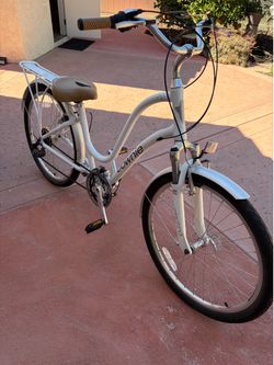 Bike Townie 21” in like new condition