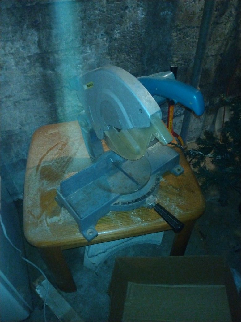 255 Mm Miter Saw Model Number 2401b