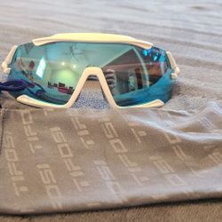 Tifosi Aethon sunglasses