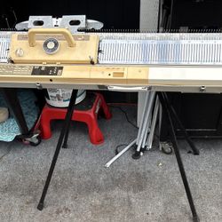 Knitting Machines 