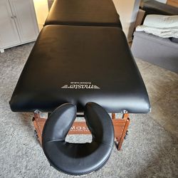 Master Massage Table w/ Sheets/Heating Pad/Bolster