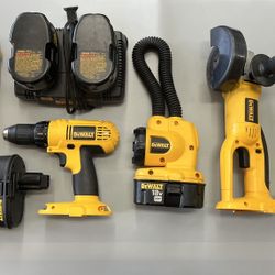 Dewalt Tool Set With Batteries & Charger