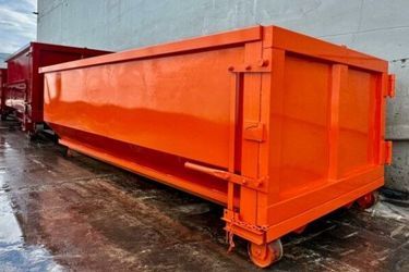 15-Yard Bin for Apartment Cleanouts or Small Business Renovations