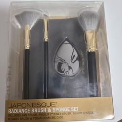 Makeup Bursh and Spange Set