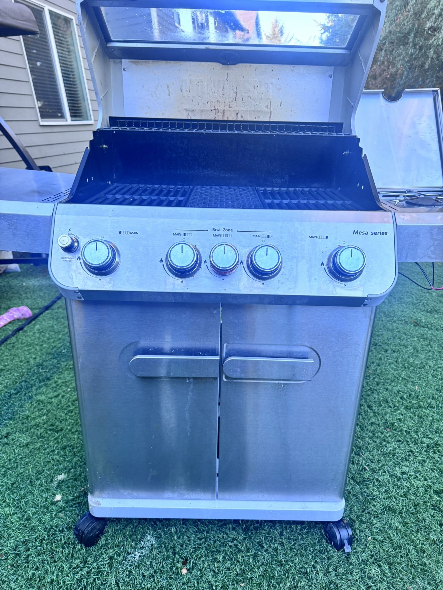 Monument Grill (mesa Series)