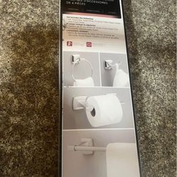 4 Piece Bathroom Accessories Set