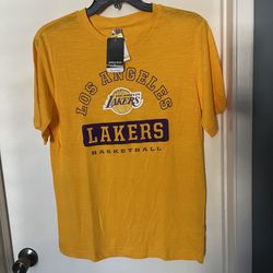 Lakers T-shirt Mens avail size: M