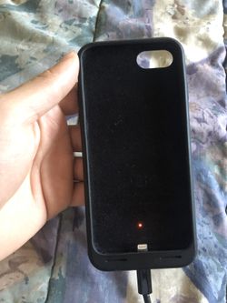 iPhone 7 Apple charging case