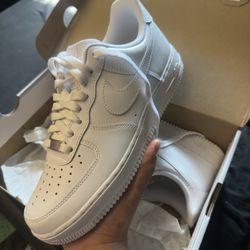 Nike Air Force 1