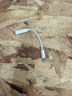 iPhone adapter
